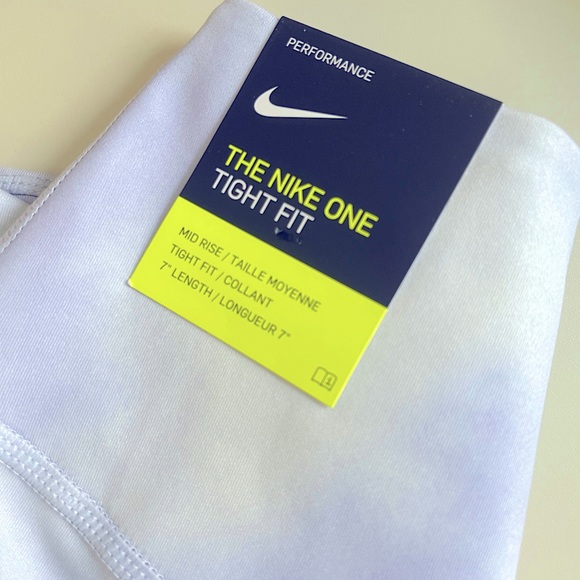 Nike Women’s Mid-Rise Lavender Tie-Dye Biker Short - Picture 2 of 7